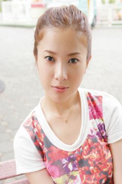 贾玲哭了